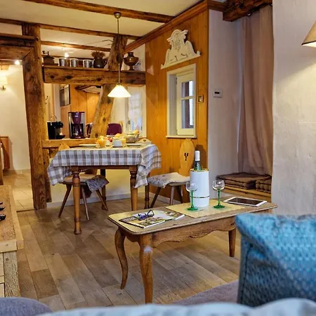 Remparts De - Le Petit Loup Apartamento